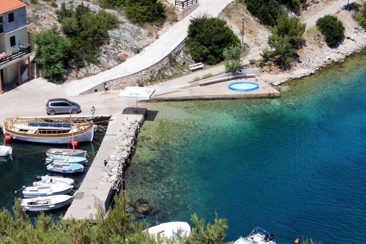 Apartments With A Parking Space Sali, Dugi Otok - 8084 Bagian luar foto