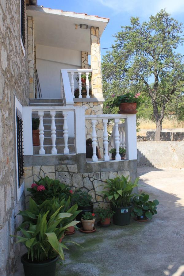 Apartments With A Parking Space Sali, Dugi Otok - 8084 Bagian luar foto