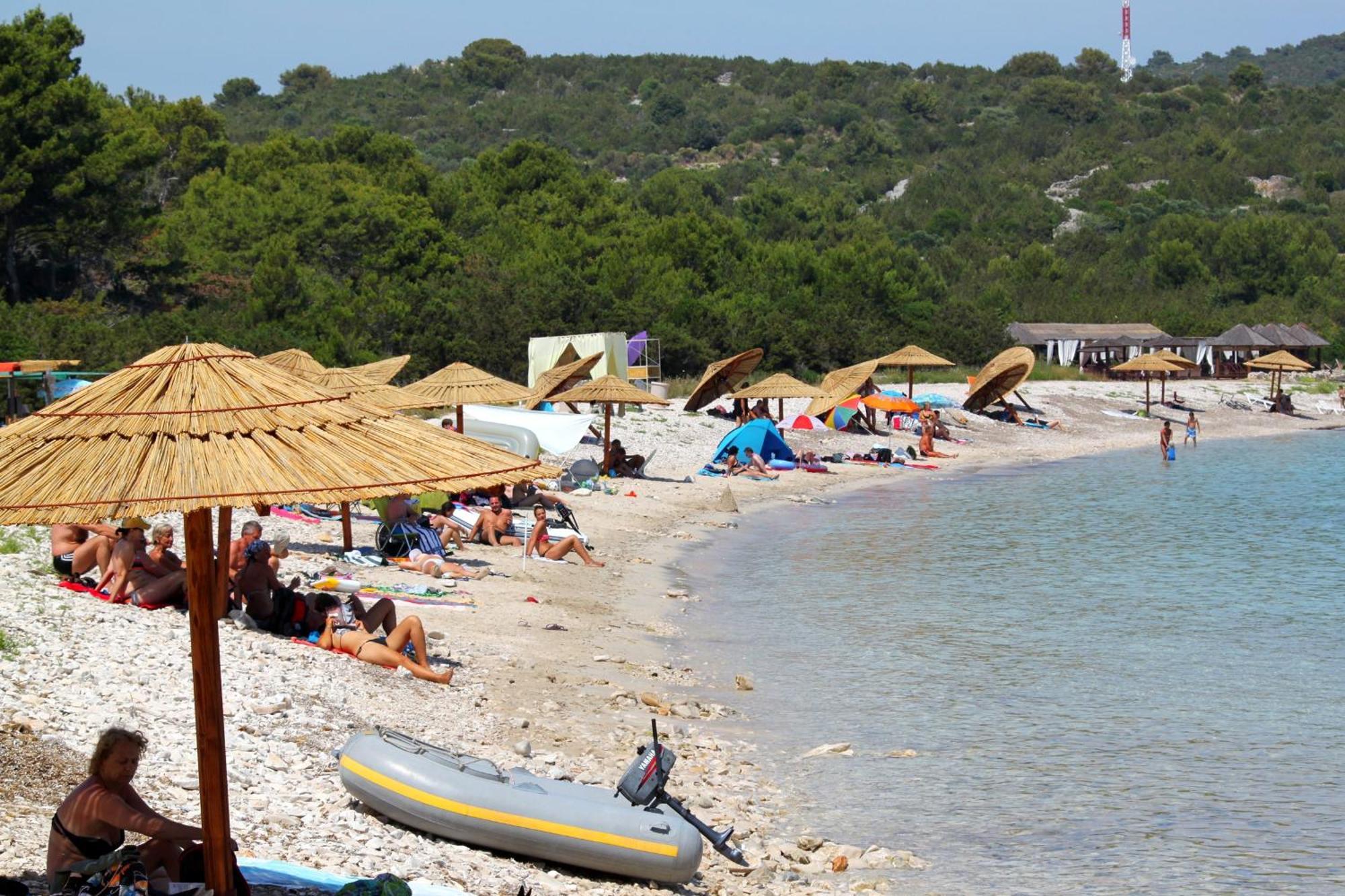 Apartments With A Parking Space Sali, Dugi Otok - 8084 Bagian luar foto